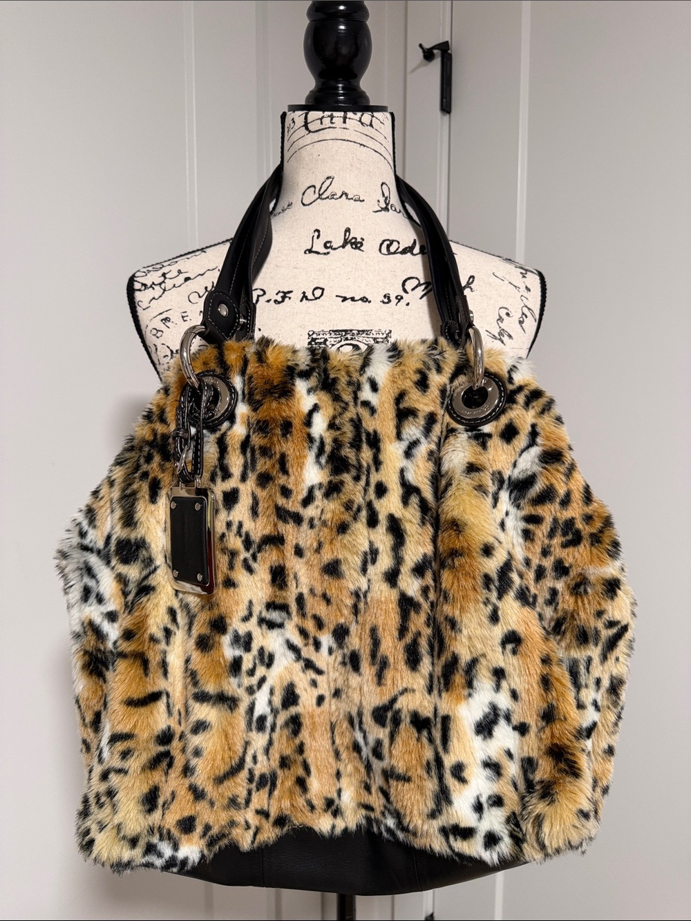 Leopard Print Faux Fur Tote Bag - Picture 6 of 12
